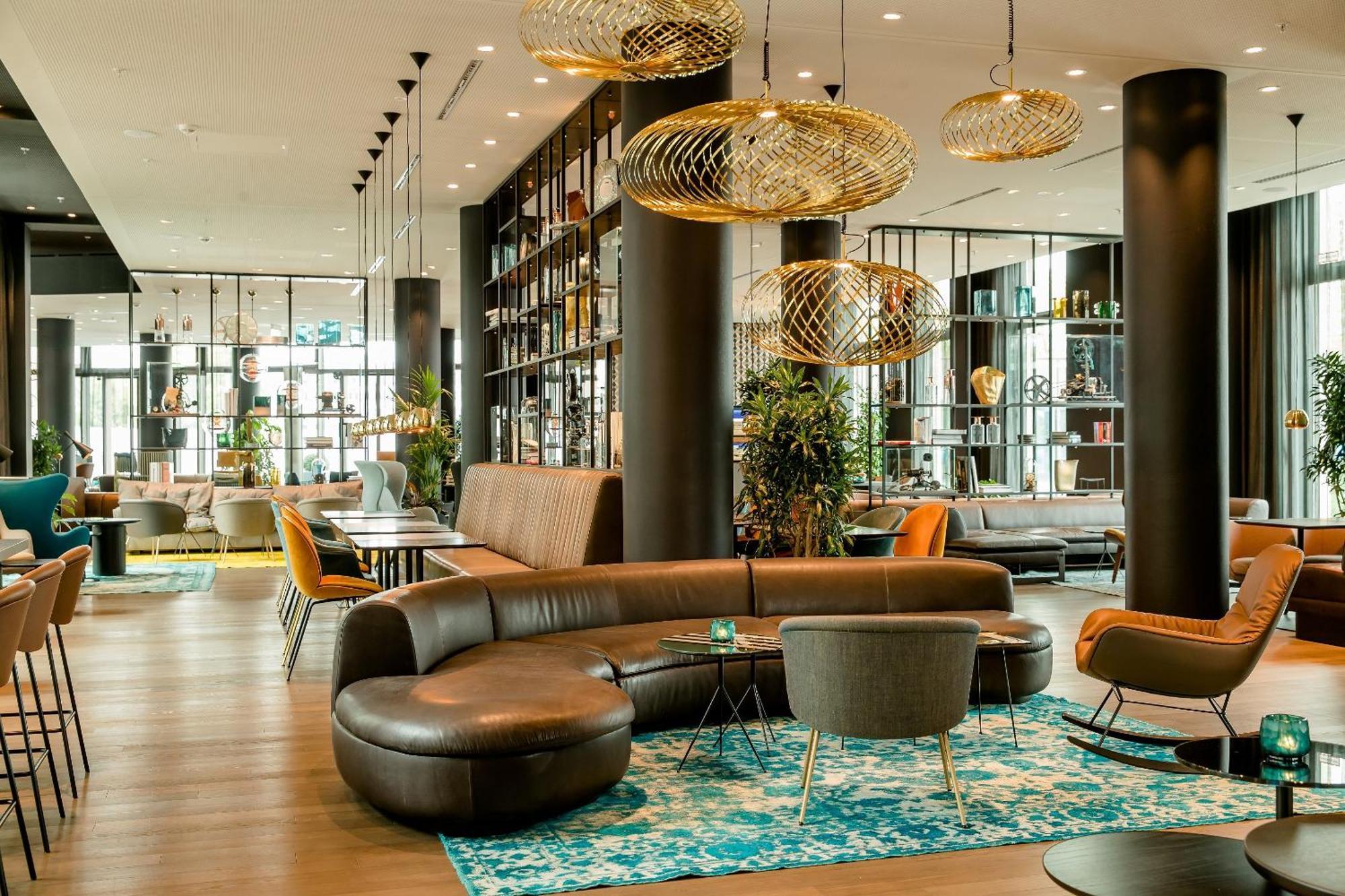 Motel One Koeln-Messe Экстерьер фото