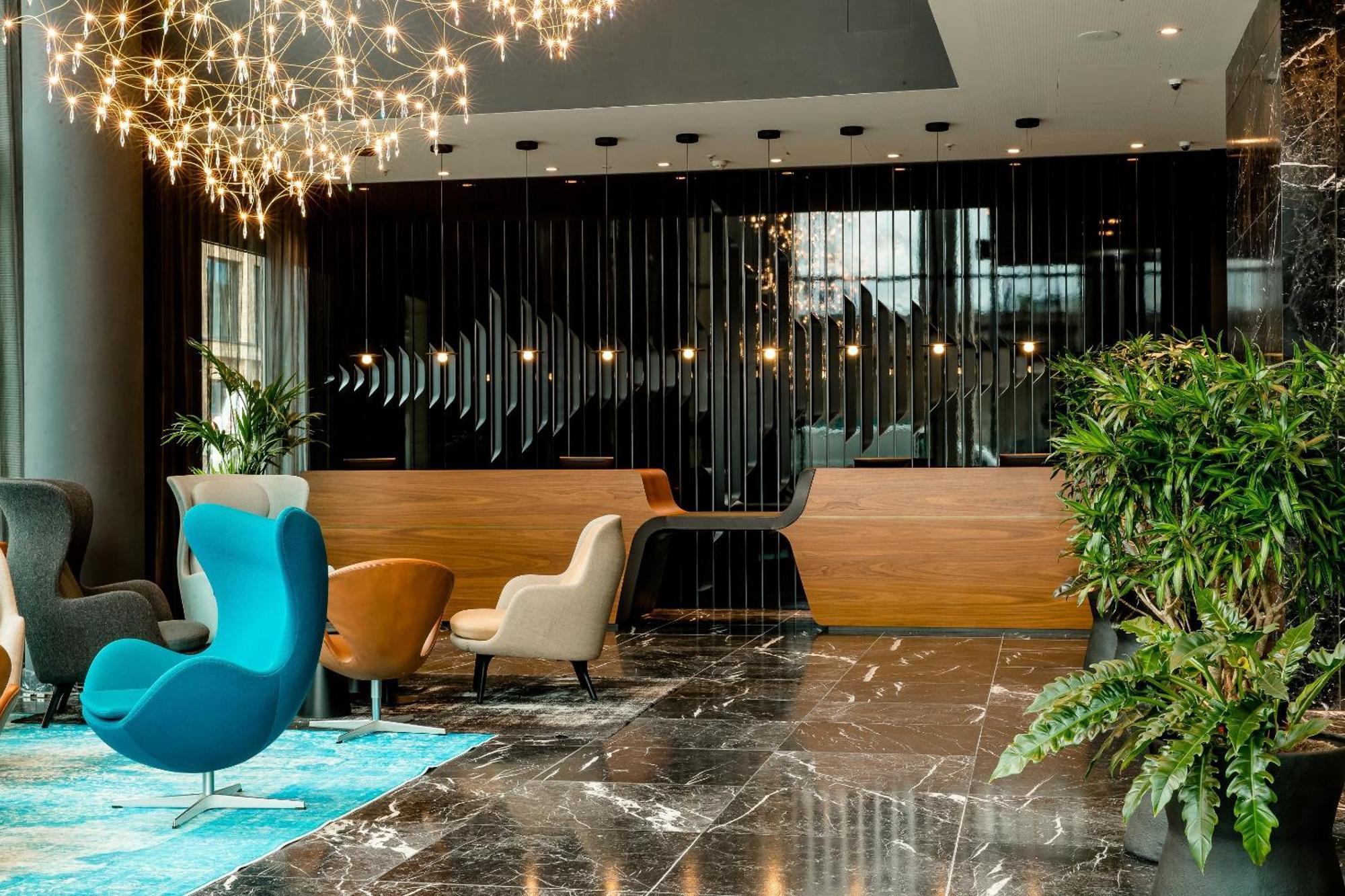 Motel One Koeln-Messe Экстерьер фото